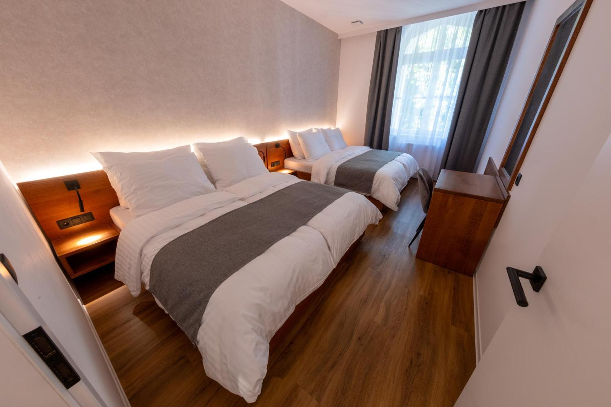 It Centrum Apartments Врхлаби Номер фото